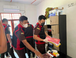 Kejari Labuhanbatu Geledah Kantor Dinas PMD Labura