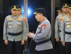 Kapolri Resmi Naikkan Pangkat 31 Pati, Agung Setya-Syahrar Jadi Komjen