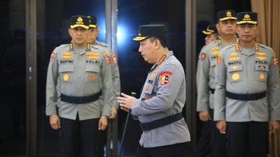 Kapolri Resmi Naikkan Pangkat 31 Pati, Agung Setya-Syahrar Jadi Komjen