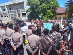 Demo di Kejari Siboga, FORMASITAP: Usut Dugaan Pungli Ketua Papdesi kepada 152 Kades