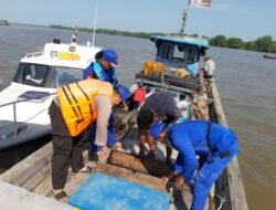 Cegah Narkoba dari Laut, Sat Polairud Polres Tanjungbalai Periksa Kapal