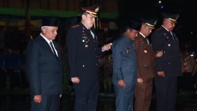 Kapolres Binjai dan Jajaran Ikuti Apel Kehormatan dan Renungan Suci