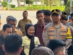 Kapolres Pimpin Pengamanan Unjukrasa Mahasiswa di Kantor DPRD Langkat