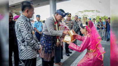 Jabat Kapolda Sumut, Irjen Pol Whisnu Hermawan Tiba di Kualanamu