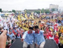 Ribuan Massa Tumpah Ruah di Kampanye Akbar Asri Ludin Tambunan-Lom Lom Suwondo