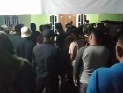 Ratusan Warga bersama Ormas PP Lubuk Pakam Tangkap Tangan Pembagian Beras Paslon Bupati-Wabup Deliserdang