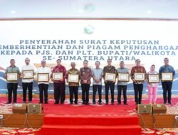 Penugasan Berakhir, Pj Gubernur Beri Penghargaan kepada Para Plt, Pj dan Pjs Kada se-Sumut