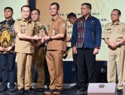 Informatif, Pemkab Humbahas Terima Penghargaan dari Komisi Informasi Sumut 