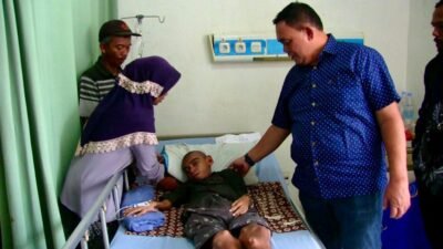 M Dahnil Ginting Bawa Warga Tak Mampu ke RS Haji Medan, 12 Tahun Lebih Terbaring di Rumah