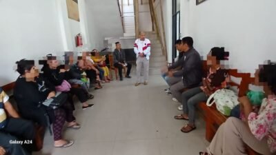 Anggota DPRD Karo Raja Edward Sebayang Berikan Tali Asih kepada Anak-Anak Korban Pencabulan