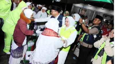 Berangkatkan Jemaah Haji, Bupati: Doakan Kami Selalu Diberikan Kekuatan Membangun Deliserdang