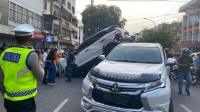 10 Unit Kendaraan Bermotor Tabrakan Beruntun di Jalan Prof HM Yamin Medan