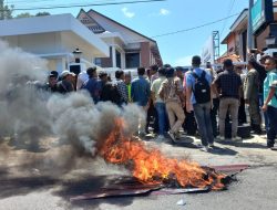 Mahasiswa Kembali Demo Kejari Padangsidimpuan, Desak Periksa Sejumlah Pejabat dan Kades