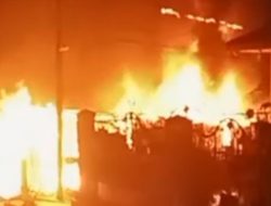 Kebakaran Hanguskan Bengkel dan Rumah di Pematangsiantar, Sembilan Sepeda Motor Ludes