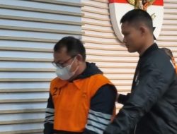 Kadis PUPR Sumut Topan Ginting Bersama 4 Tersangka Lainnya Ditahan KPK Terkait Korupsi Proyek Jalan