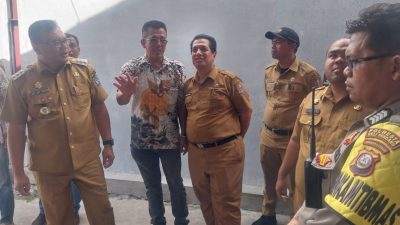Bupati Asri Ludin Tambunan Kunjungi Peternakan Ayam Petelur di Pantai Labu