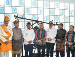 Sultan Serdang dan Bupati Asri Ludin Tambunan Sambut Menteri Fadli Zon