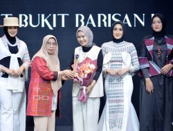 Buka Sumut Fashion Week 2025, Wakil Ketua Dekranasda Sebut Industri Fashion Bernilai Tinggi