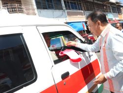 Sambut HUT RI ke-80, JSR Bagikan Bendera Merah Putih di Sipirok