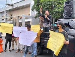 Kejari Sibolga Ogah Tandatangani Nota Kesepakatan Dengan Pendemo Terkait Proses Hukum Dugaan Korupsi di Sekretariat DPRD Tapteng