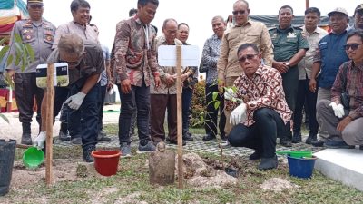 Bupati Masinton Ajak Warga Tanam Rempah, Jangan Cuma Sawit