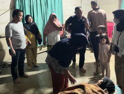 Sehat Herianto Sembiring Anggota DPRD Deliserdang Jemput dan Antarkan Ibu-Anak Yang Sakit ke RSUD Amri Tambunan