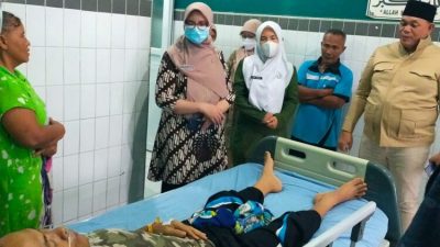Dua Bulan Terbaring di Rumah, Muhammad Dahnil Ginting Bantu Berobat Warga ke RS Haji Medan