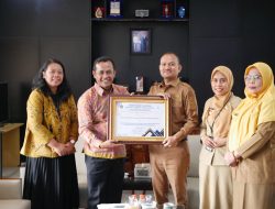 Rekonsiliasi Tercepat Semester I, Wali Kota Tanjungbalai Terima Award Dari KPPN
