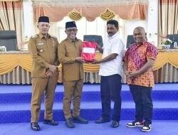 Bupati Masinton Pasaribu Sampaikan Rancangan P-ABPD Tapteng 2025