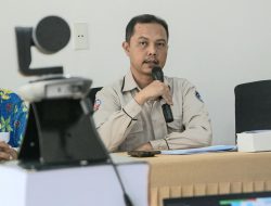 Podcast Cakep di Balkon Hadirkan Komunikasi Publik Adaptif & Modern