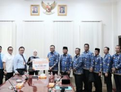 Pemkab Deli Derdang Terima Bantuan Penanganan Banjir Dari Bank Sumut