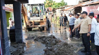 Bupati Asri Ludin Tambunan Tinjau Lokasi Banjir Batang Kuis Dan Percut Seituan