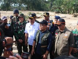 Kepala BNPB Minta Maaf Atas Sebutan Bencana Sumatera Mencekam Hanya Dimedsos