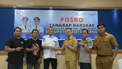 Panitia Konser Amal Kecamatan Galang Serahkan Bantuan Warga Terdampak Banjir