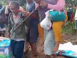 Dinkes Tapteng Evakuasi 5 Warga Sakit di Wilayah Terisolir