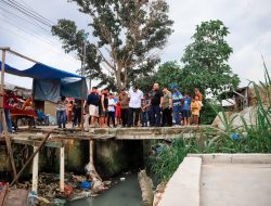 Atasi Masalah di Kawasan Datuk Kabu, Bupati Asri Ludin Tambunan: Pemkab Akan Cari Solusi Bagi Seluruh Pedagang dan Warga