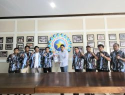Nahkodai IPK Tapteng, Dennis Simalango Ajak Kader Kembali Bersatu