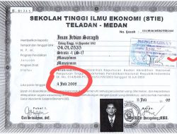 Heboh..! Wali Kota Tebingtinggi Diterpa Isu Ijazah Palsu