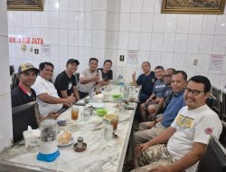 Anggota DPRD Sumut H.M. Yusuf Pererat Silaturahmi Dengan Wartawan Binjai di Etek Jaya
