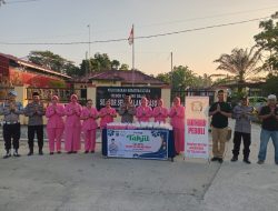 Polsek STR Berbagi Berkah: Puluhan Paket Takjil Dibagikan Kepada Pengguna Jalan