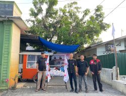 Rekan Indonesia Sumut Bagikan 500 Paket Takjil Kepada Masyarakat