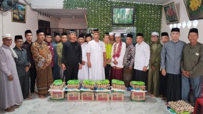 Personel Brimobdasu Dimas Tigo Prabowo Berbagi Sembako Kepada Puluhan Ustad se Kecamatan Perbaungan