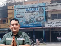 Pegawai Gadai PT Mandiri Ekspres Sejahtra Diduga Rampas Ponsel dan Hina Wartawan; Mobil Debitur Tetap Disita Meski Tunggakan Lunas