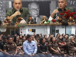 Sehari Jabat Plh Kajari Karo, Herlangga Wisnu Murdianto Langsung Pimpin Rapat