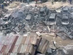 Gudang Penyimpanan Mobil di Kisaran Terbakar, Belasan Unit Hangus