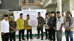 Baznas Kota Tangerang Bantu Pembangunan Kamar Wudhu Masjid Al Huda Rp149 Juta