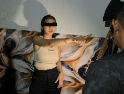 Gadis Cantik Diamankan Saat Polrestabes Medan Ringkus Pemasok Narkoba ke THM Phantom KTV