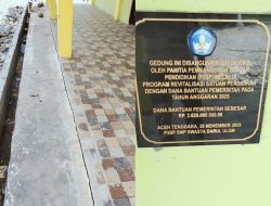 Baru Beberapa Bulan Selesai Direvitalisasi, Lantai SMPS Darul Ulum Aceh Tenggara Sudah Retak