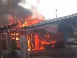 Dua Rumah Hangus Terbakar di Sunggal
