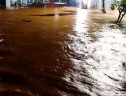 Tapanuli Tengah Kembali Diterjang Banjir, Warga Mengungsi di Tengah Gelap Gulita